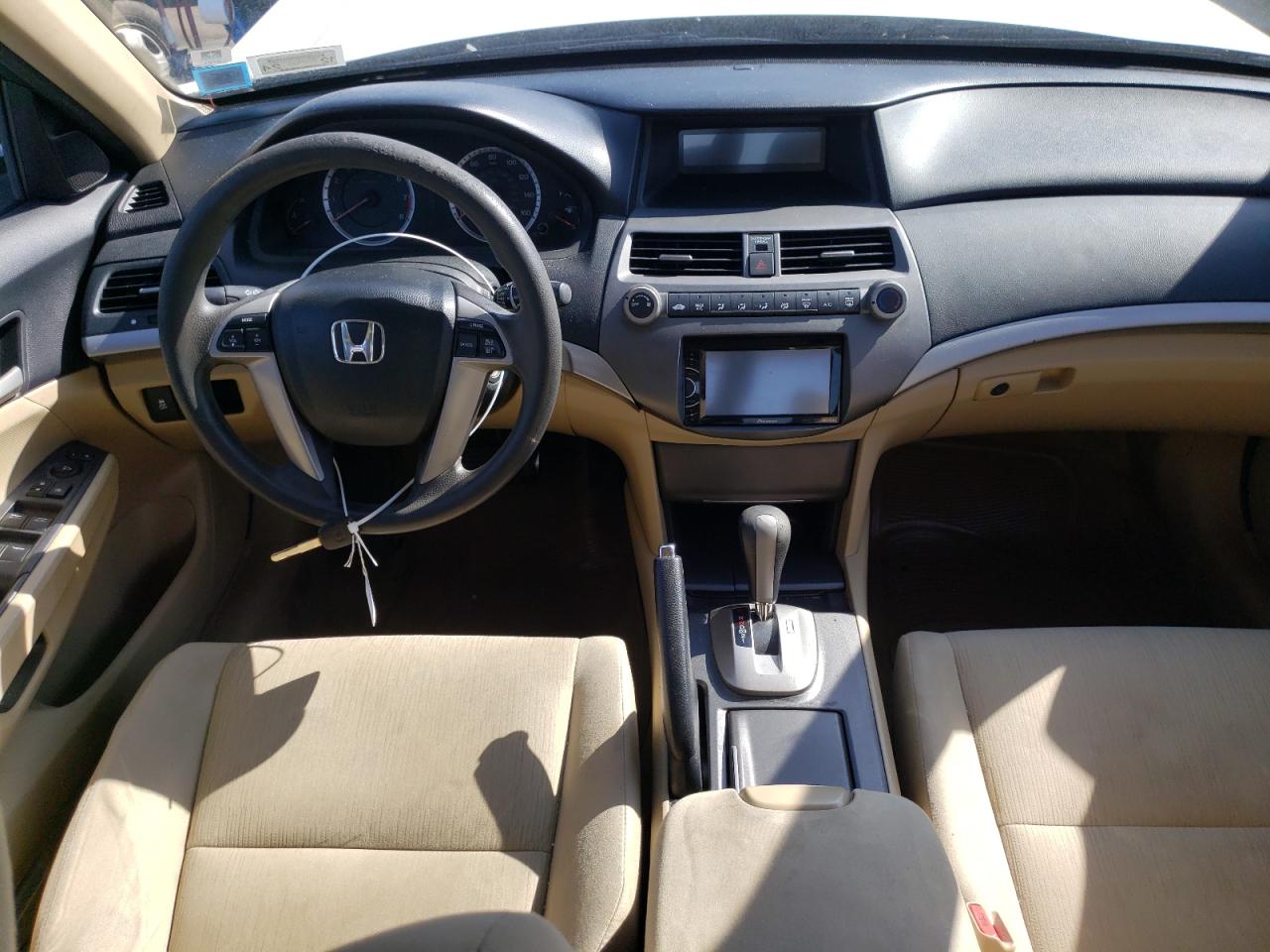 1HGCP2F42BA018478 2011 Honda Accord Lxp