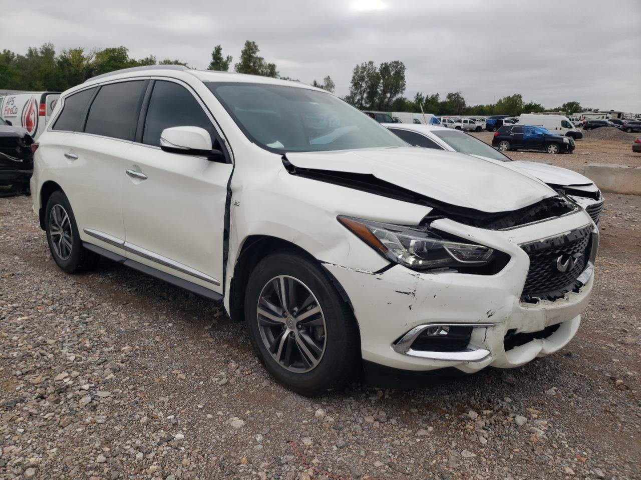 2017 Infiniti QX60 - Image 4