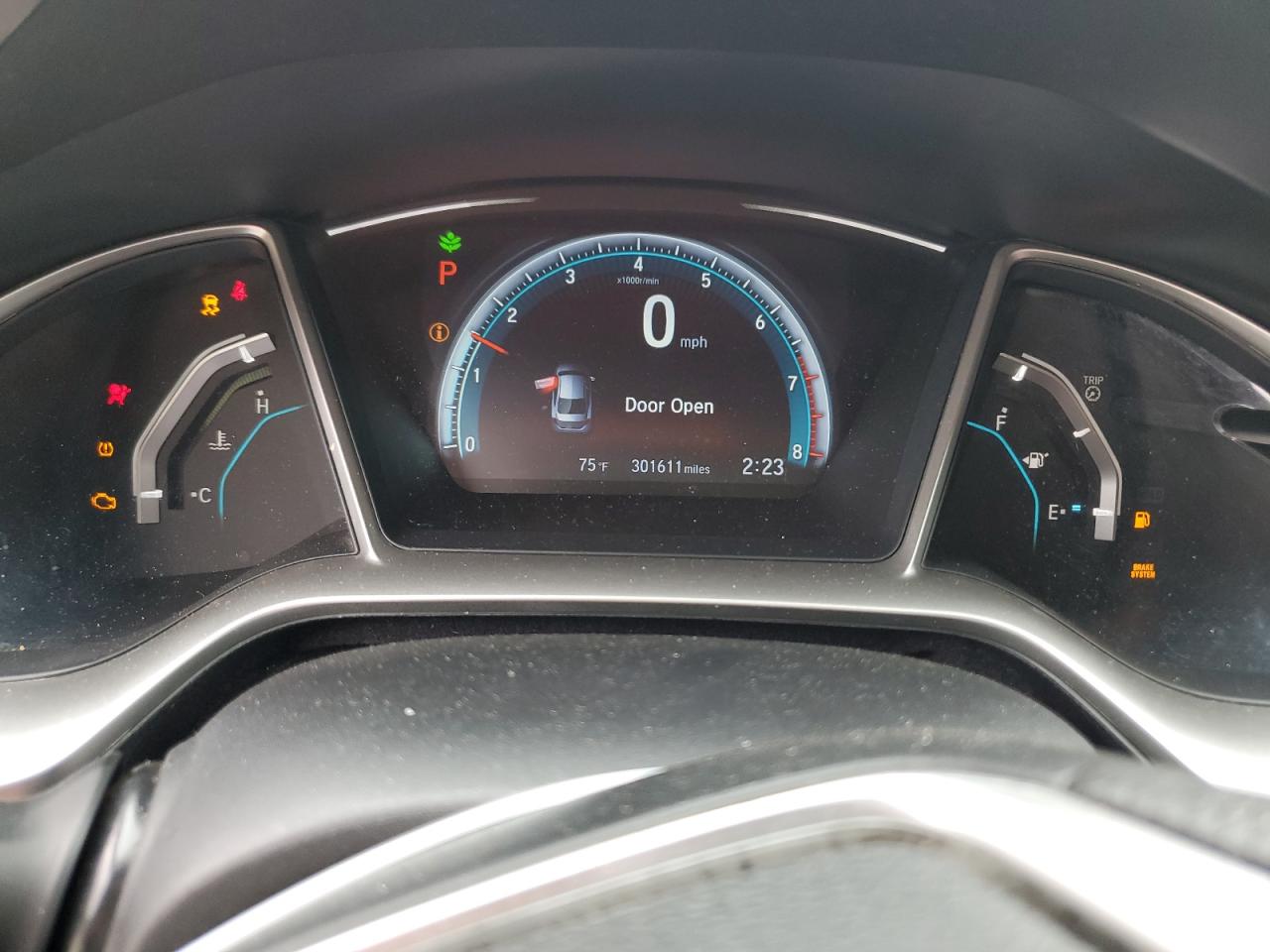 19XFC2F77GE051806 2016 Honda Civic Ex 19XFC2F77GE051806 2016 Honda Civic Ex
