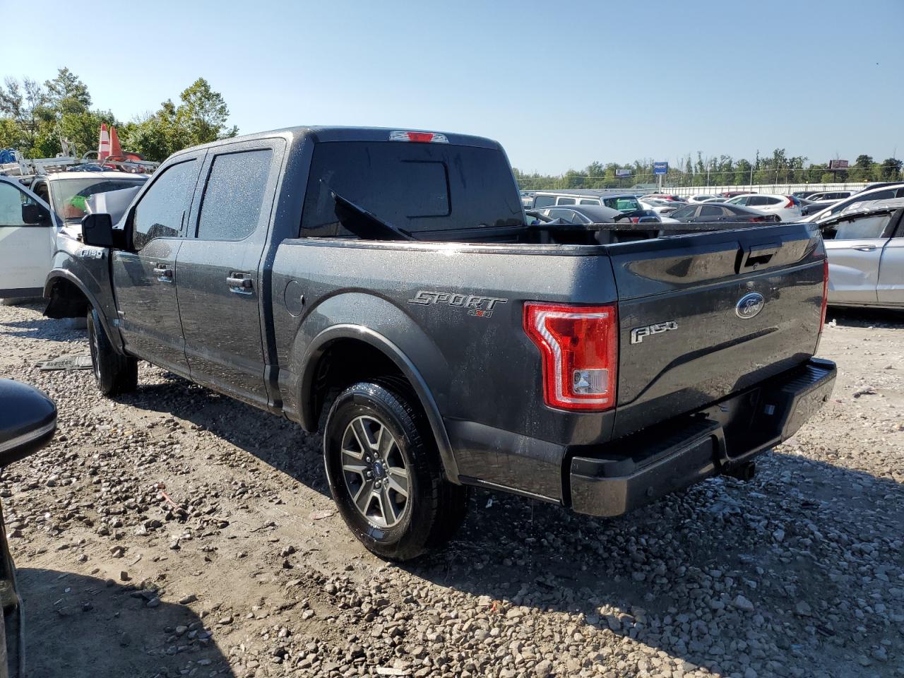 VIN 1FTEW1EP3GFB76340 2016 FORD F-150 no.2