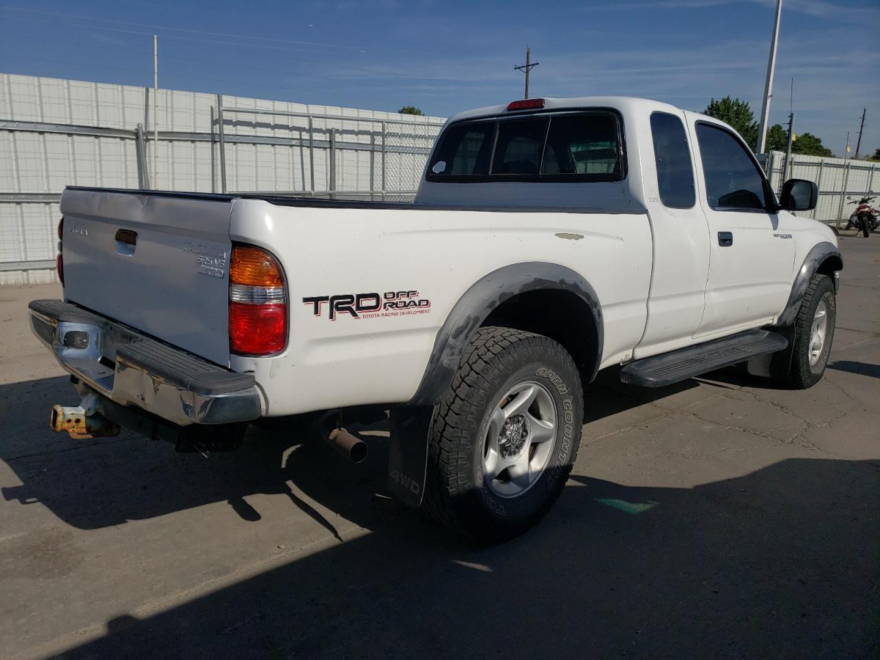 2002 Toyota Tacoma - Image 3