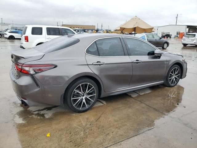 4T1T11AKXPU785867 Toyota Camry SE N 3