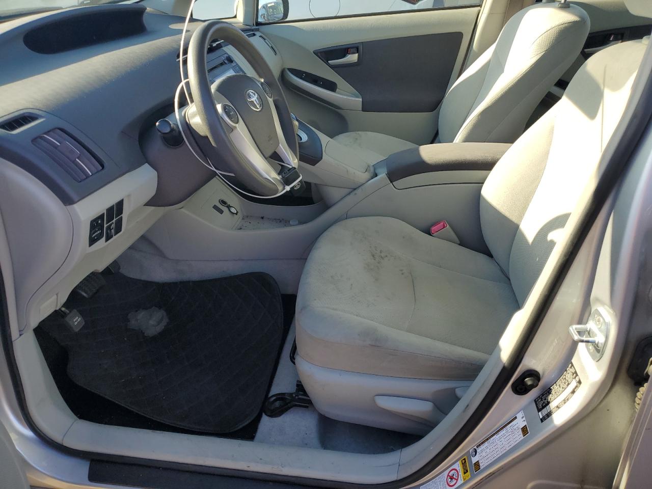 2010 Toyota Prius - Image 7