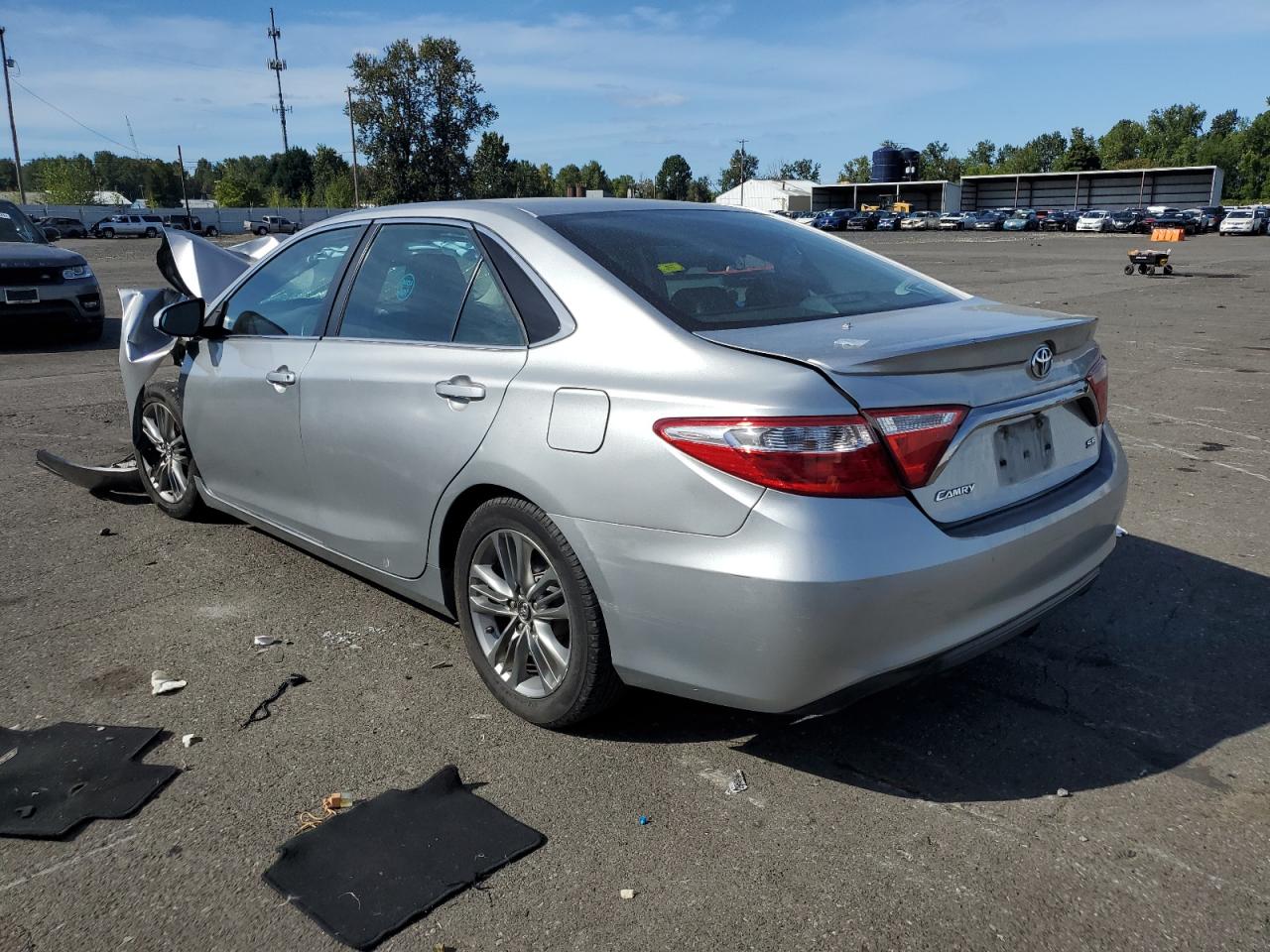 VIN 4T1BF1FK9GU228650 2016 TOYOTA CAMRY no.2