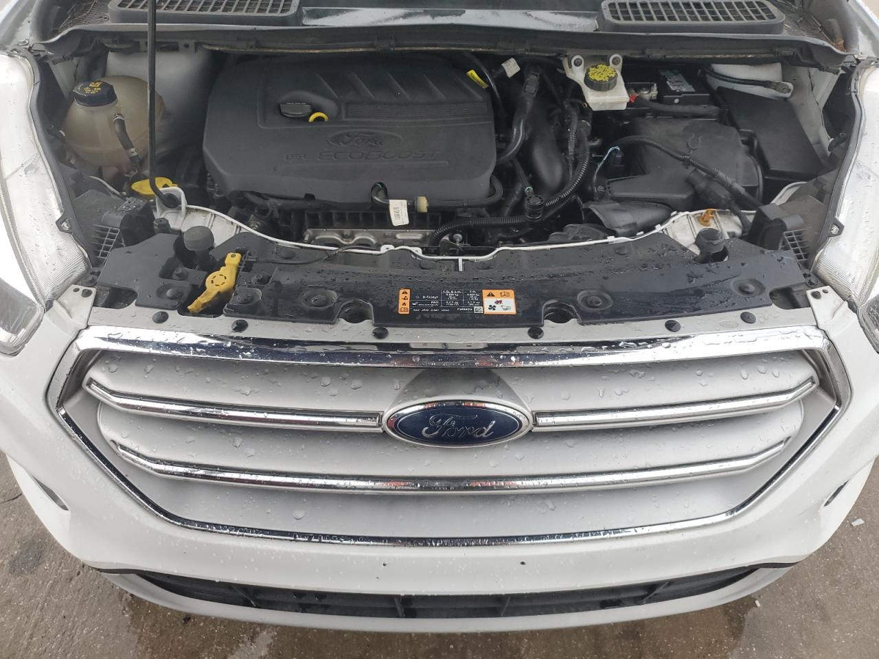 1FMCU9GD7JUC87082 2018 Ford Escape Se