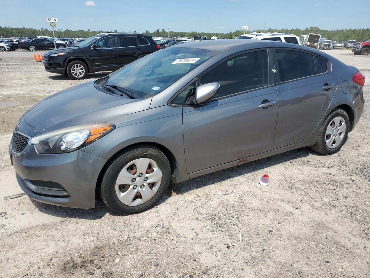 VIN KNAFX4A60G5608286 2016 KIA FORTE no.1