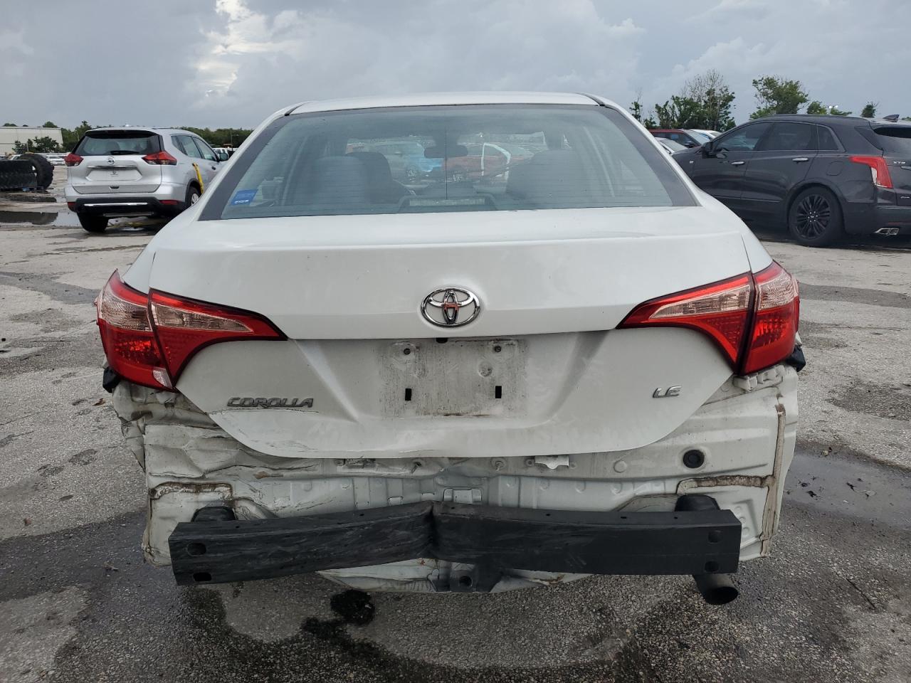 2017 Toyota Corolla L VIN: 5YFBURHE4HP571333 Lot: 70460744