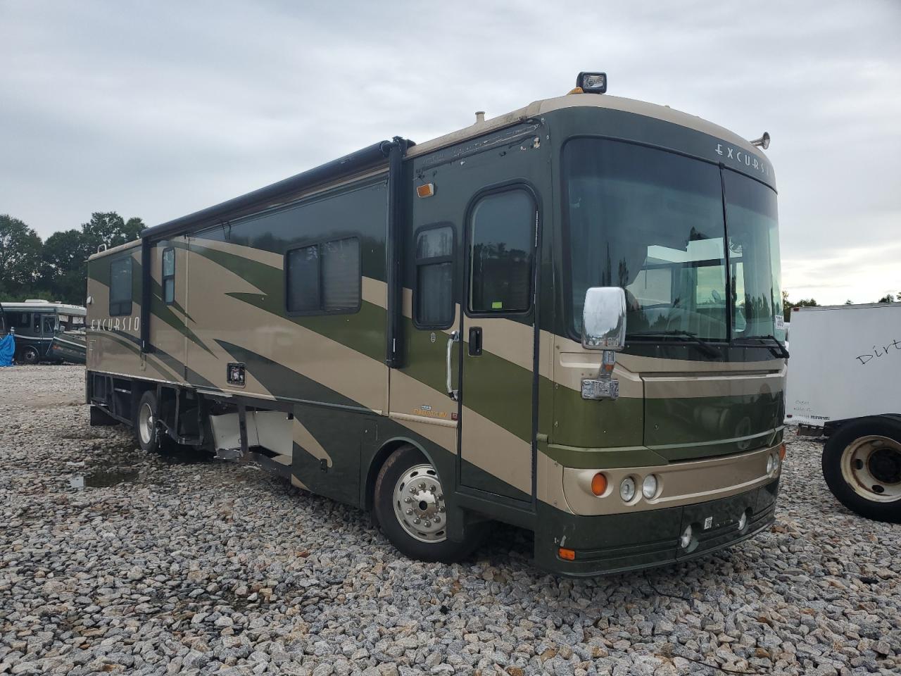 2004 Freightliner Chassis X Line Motor Home zu verkaufen in Montgomery, AL - Side