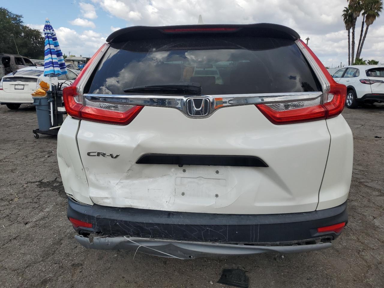 2HKRW5H30JH407015 2018 Honda Cr-V Lx