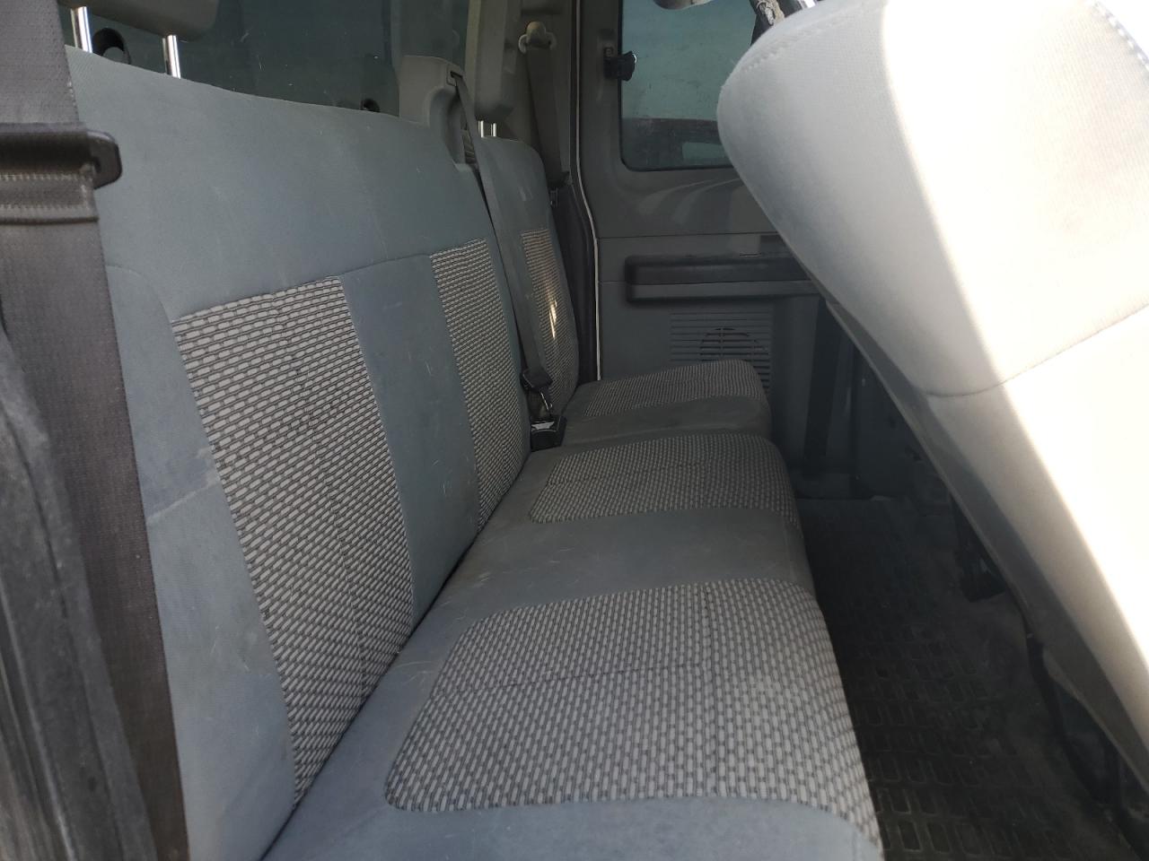 2012 Ford F250 - Image 10