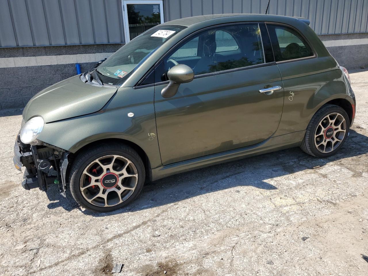 FIAT 500 2015. Lot# 48863545. VIN 3C3CFFBR1FT593958. Photo 1