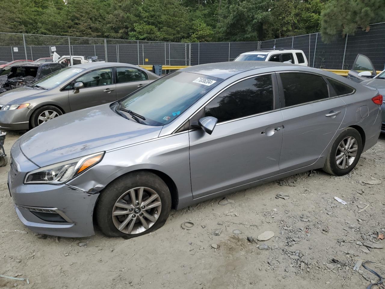 5NPE24AF1FH210550 2015 HYUNDAI SONATA - Image 1