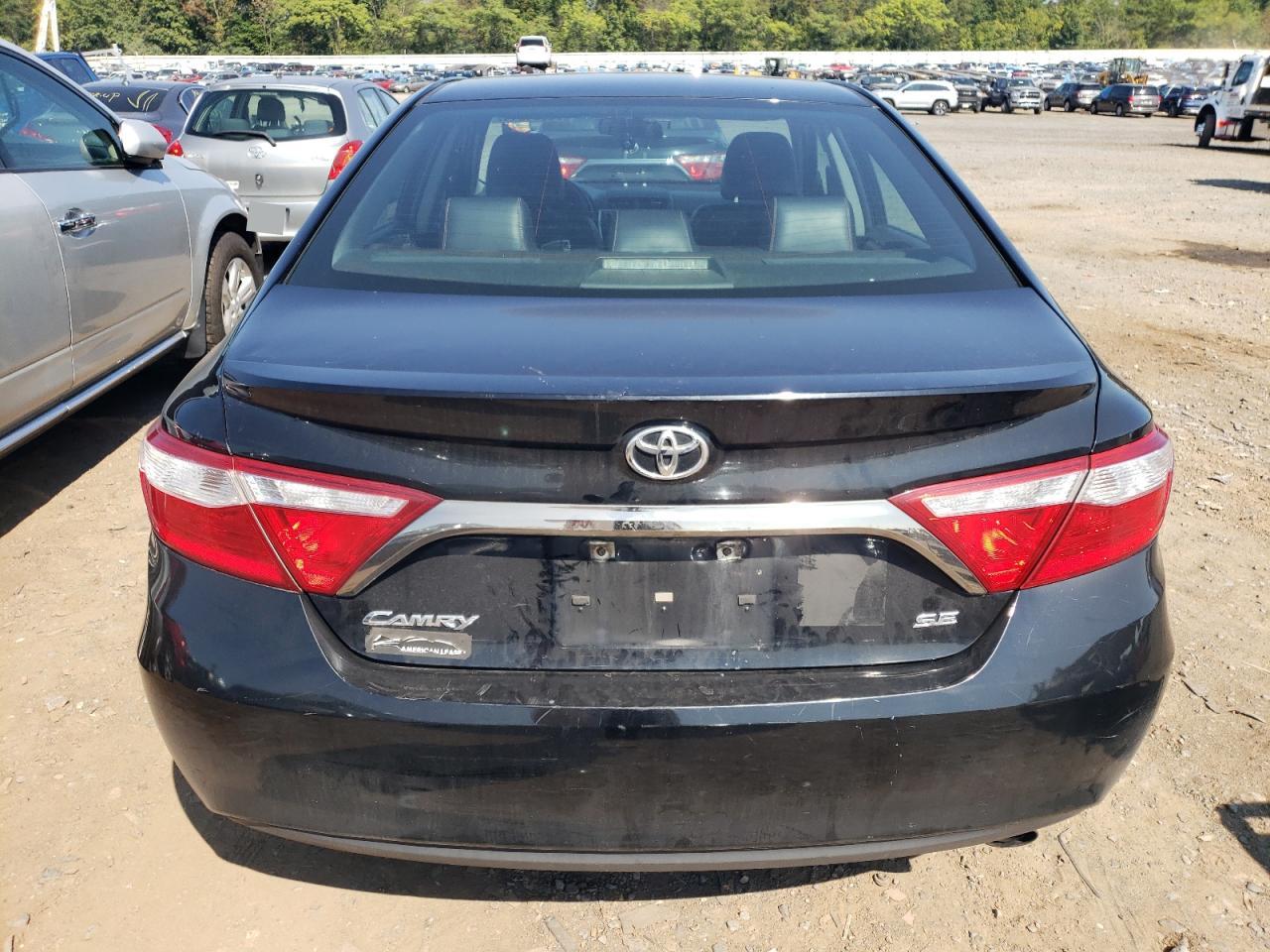 4T1BF1FK0GU186238 2016 Toyota Camry Le