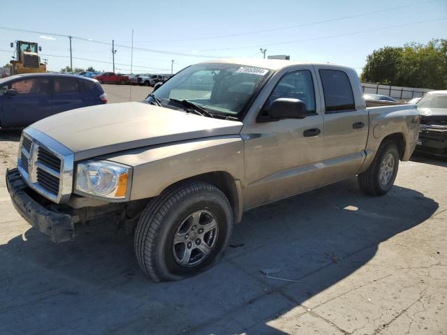 2005 Dodge Dakota Quad Slt