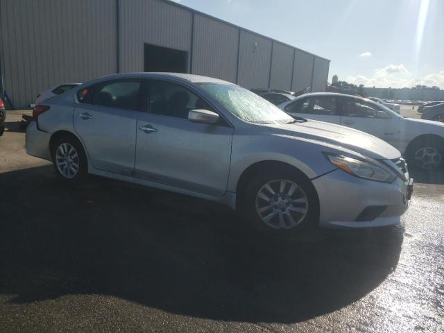  NISSAN ALTIMA 2018 Srebrny