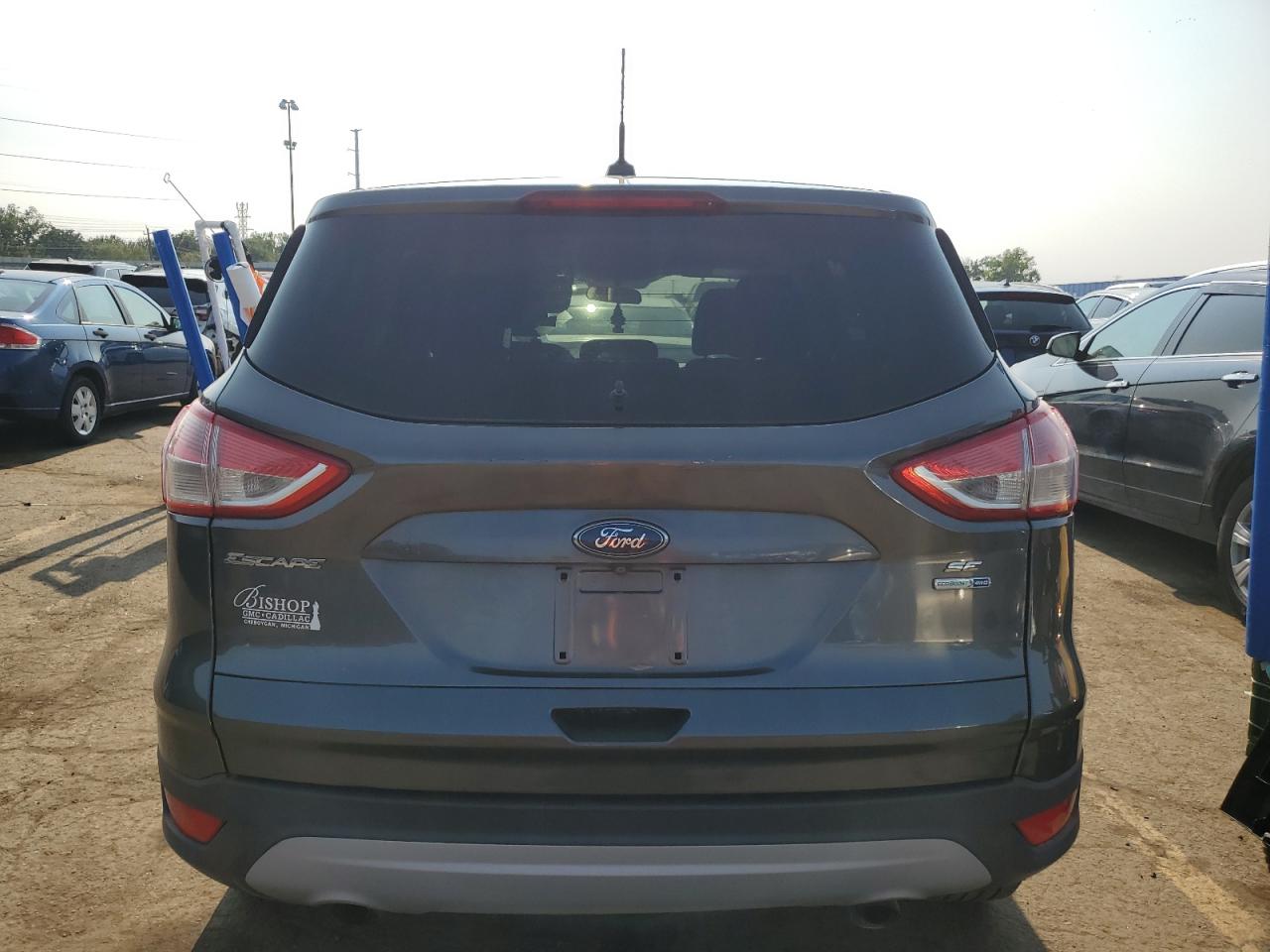 1FMCU9GX6FUB42570 2015 Ford Escape Se