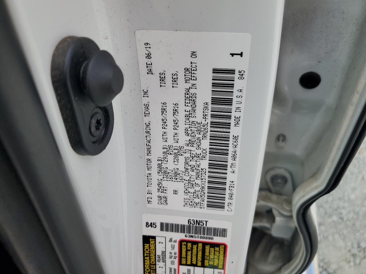 5TFAX5GN9KX157325 2019 Toyota Tacoma Double Cab