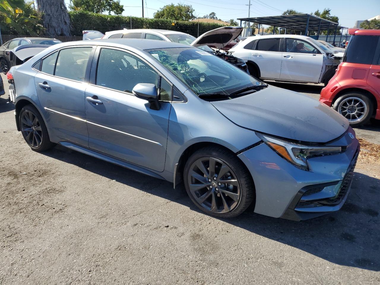 2024 Toyota Corolla Le VIN: JTDBCMFE9RJ025769 Lot: 70369074