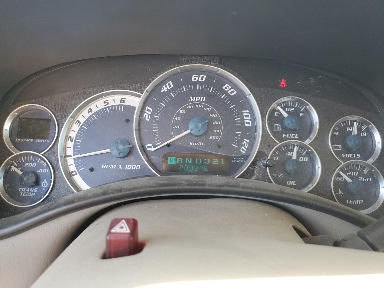 2002 GMC Yukon - Image 9