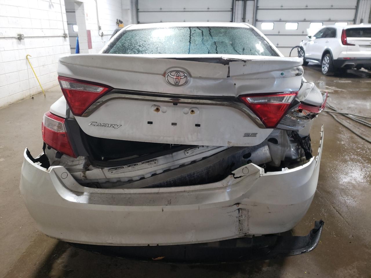 2016 Toyota Camry Le VIN: 4T1BF1FK0GU126928 Lot: 71489614