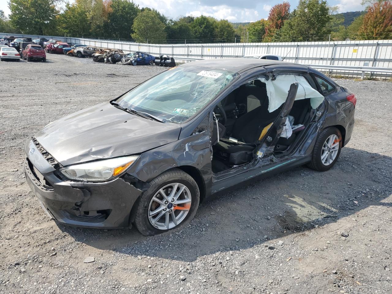 1FADP3F23FL214033 2015 FORD FOCUS - Image 1