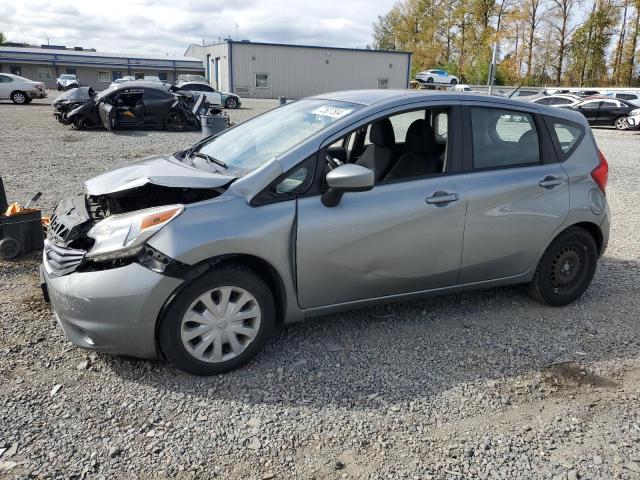  NISSAN VERSA 2015 Серебристый