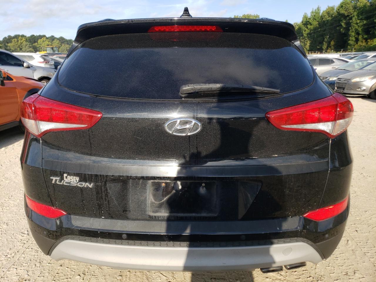 KM8J33A28JU749986 2018 Hyundai Tucson Value