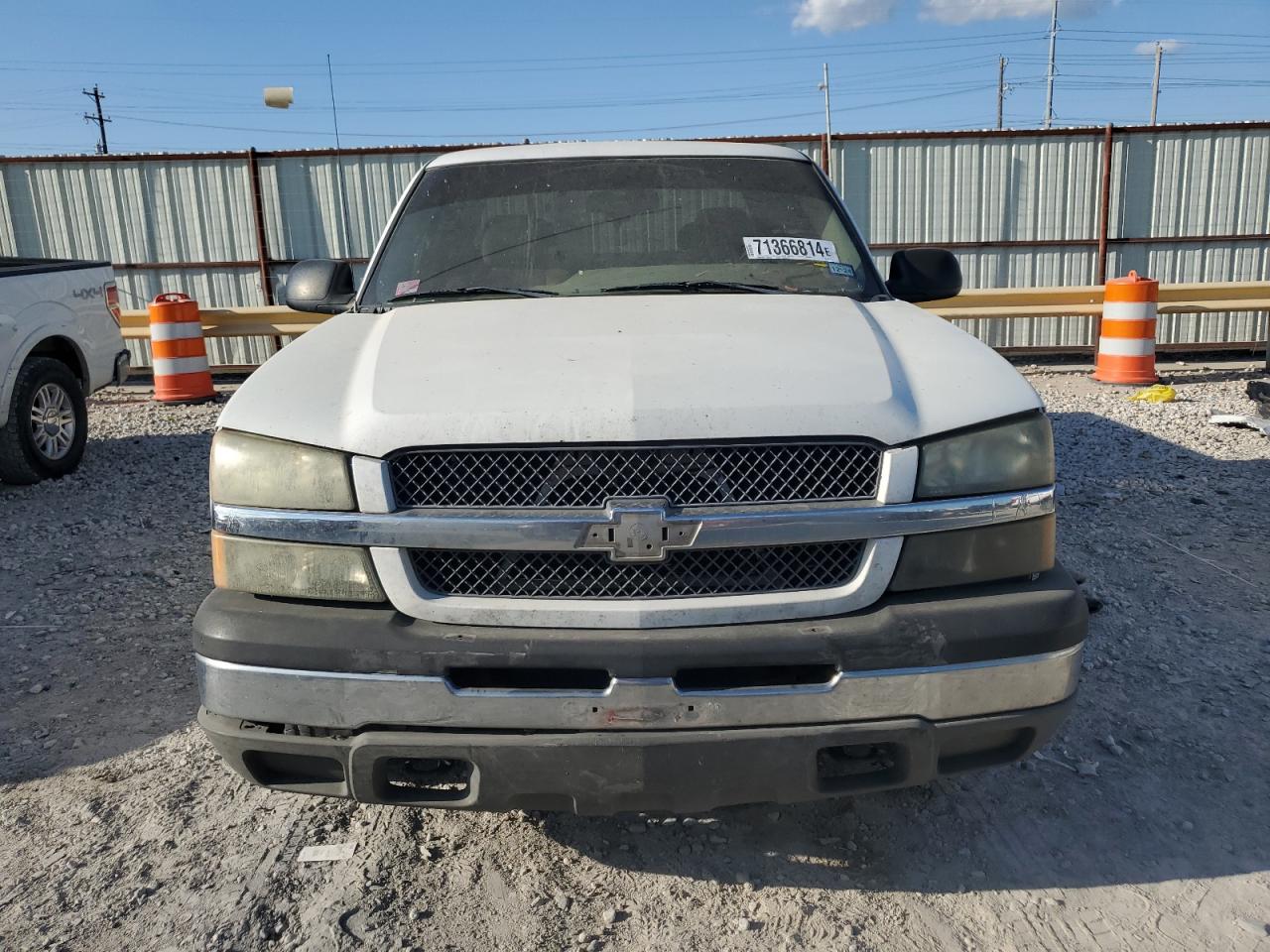 2003 Chevrolet Silverado - Image 5