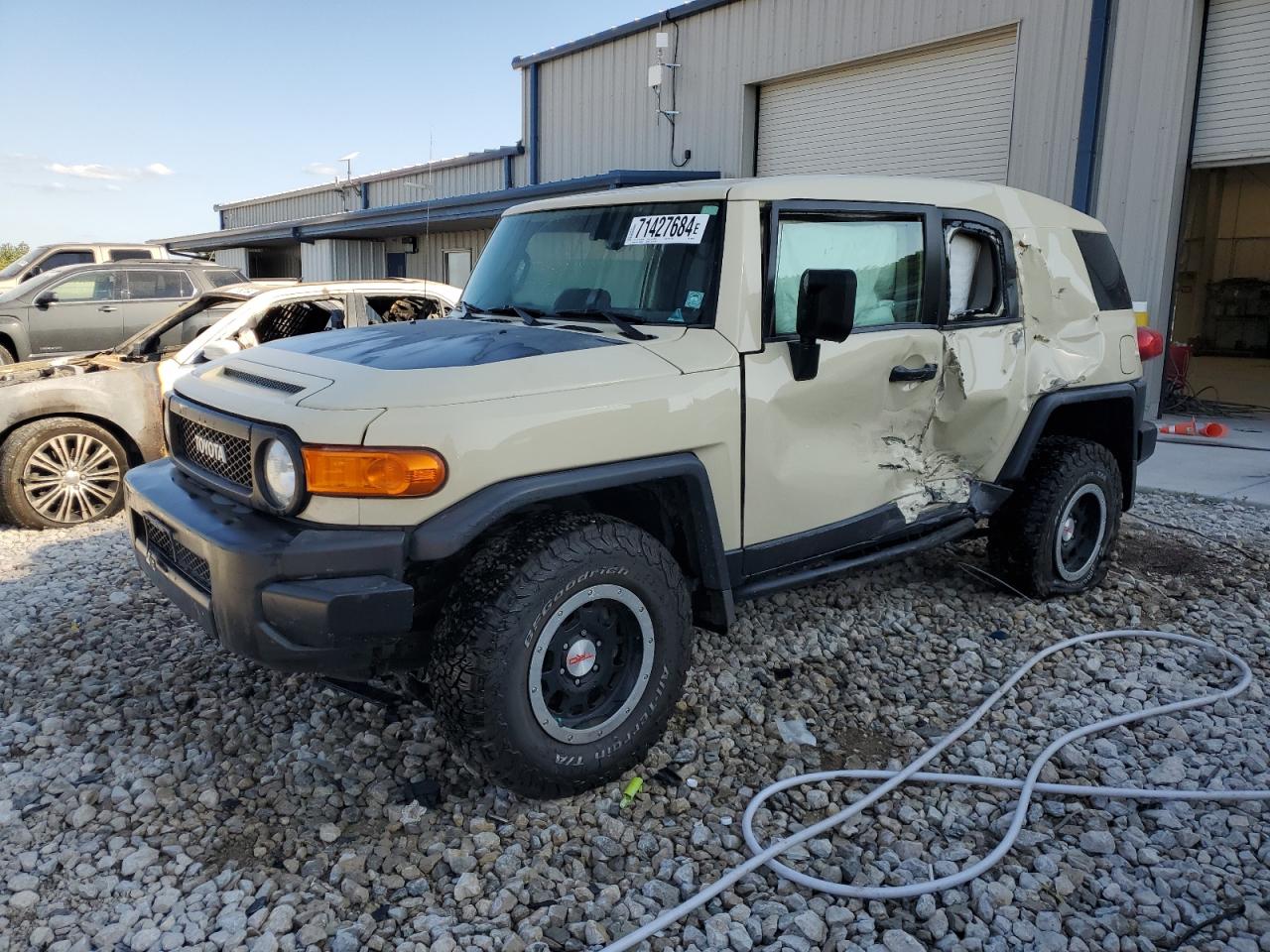 2010 Toyota FJ Cruiser - Image 1