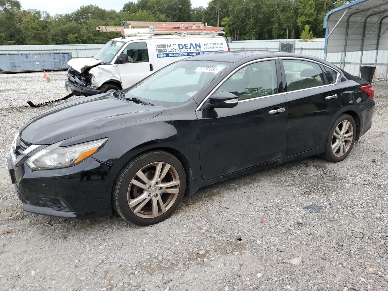 1N4BL3AP2GC284033 2016 NISSAN ALTIMA - Image 1