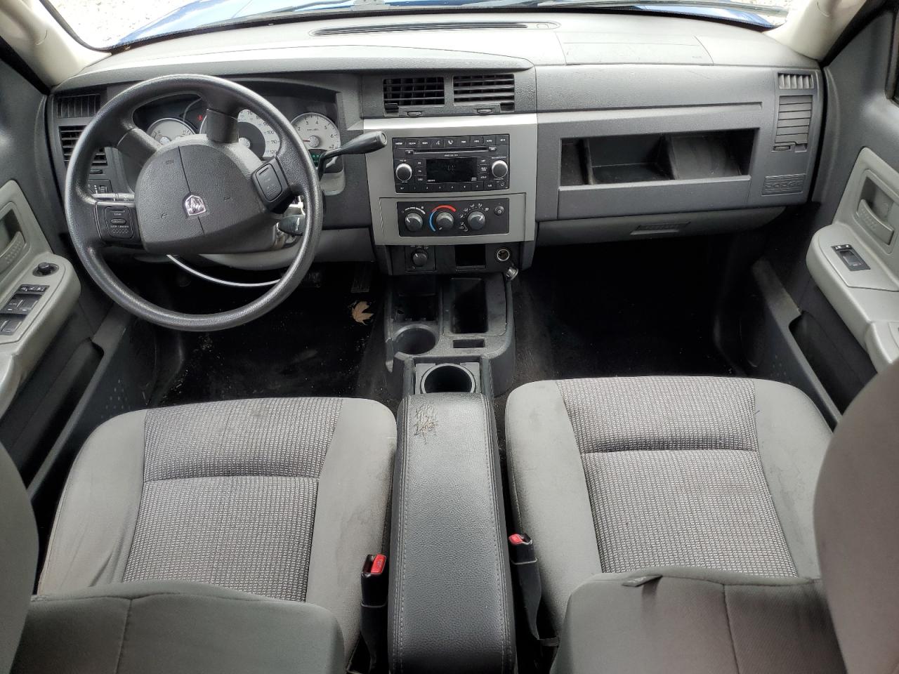 2008 Dodge Dakota - Image 8