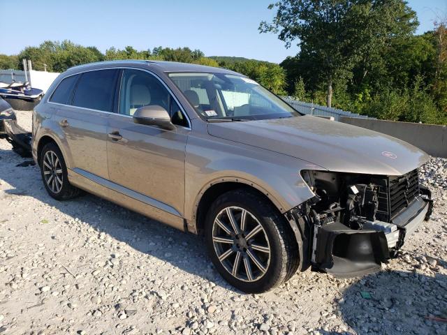  AUDI Q7 2018 Золотой