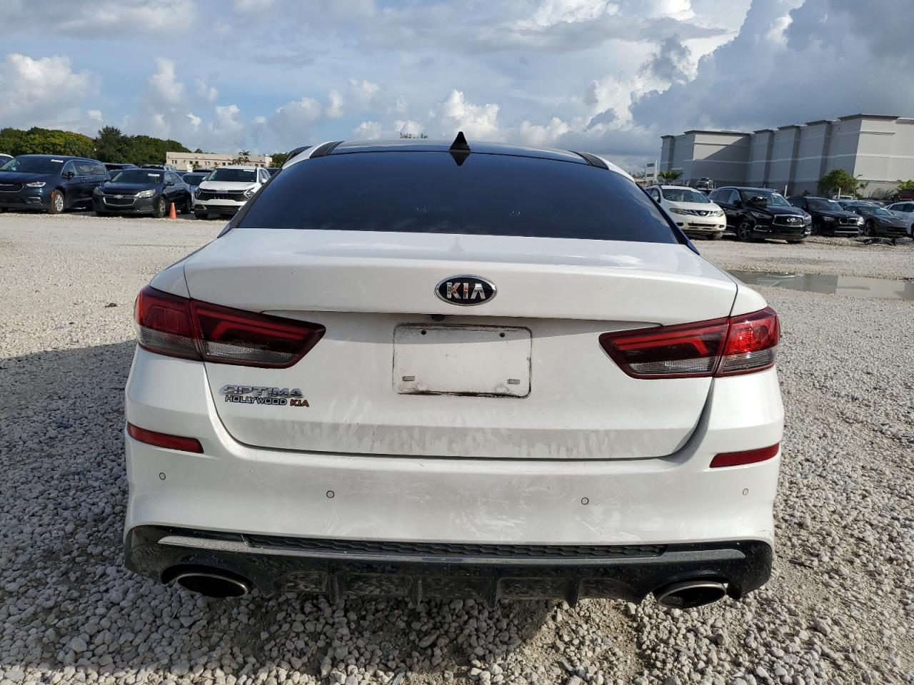 5XXGT4L32LG429615 2020 Kia Optima Lx