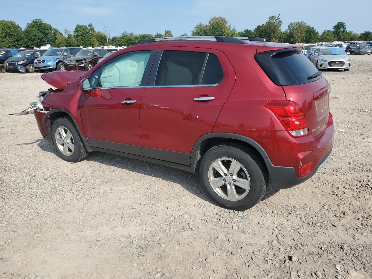 3GNCJPSB8JL264371 2018 CHEVROLET TRAX - Image 2