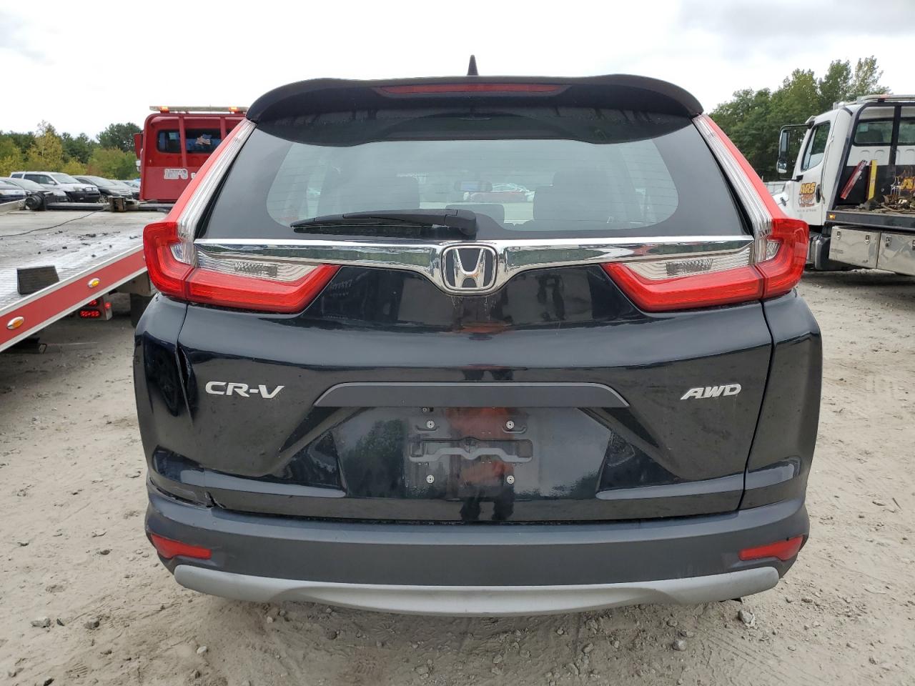 2HKRW6H37HH207068 2017 Honda Cr-V Lx