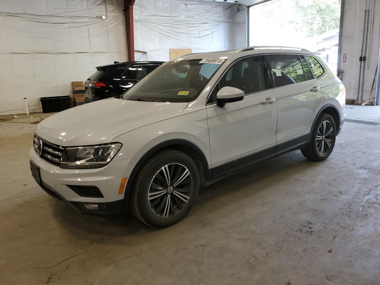 3VV2B7AX1JM027196 2018 VOLKSWAGEN TIGUAN - Image 1