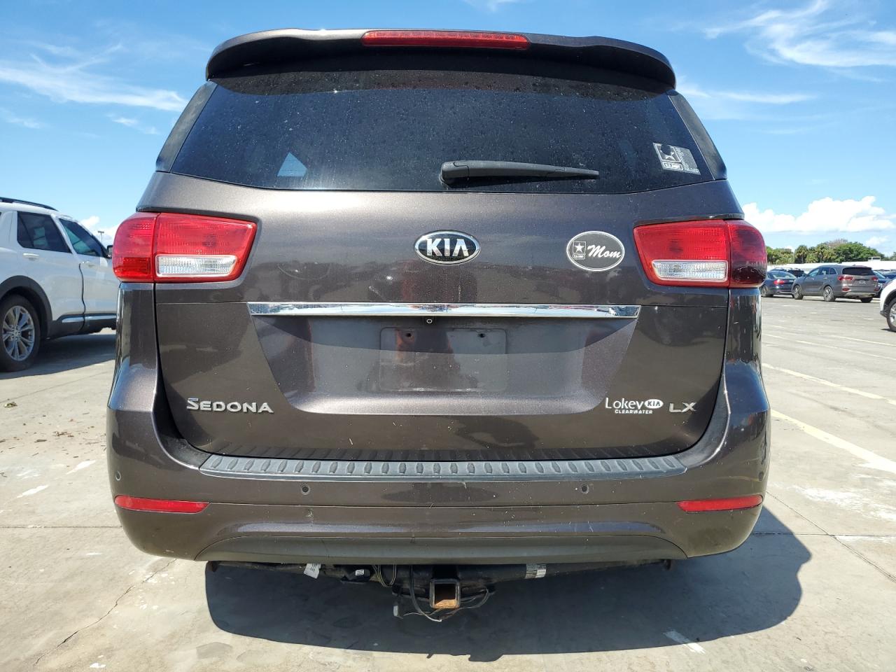 KNDMB5C1XH6240601 2017 Kia Sedona Lx