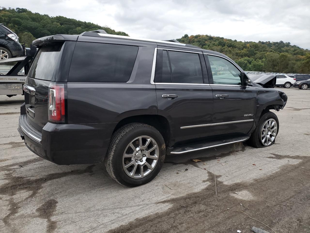 2018 GMC Yukon - Image 3