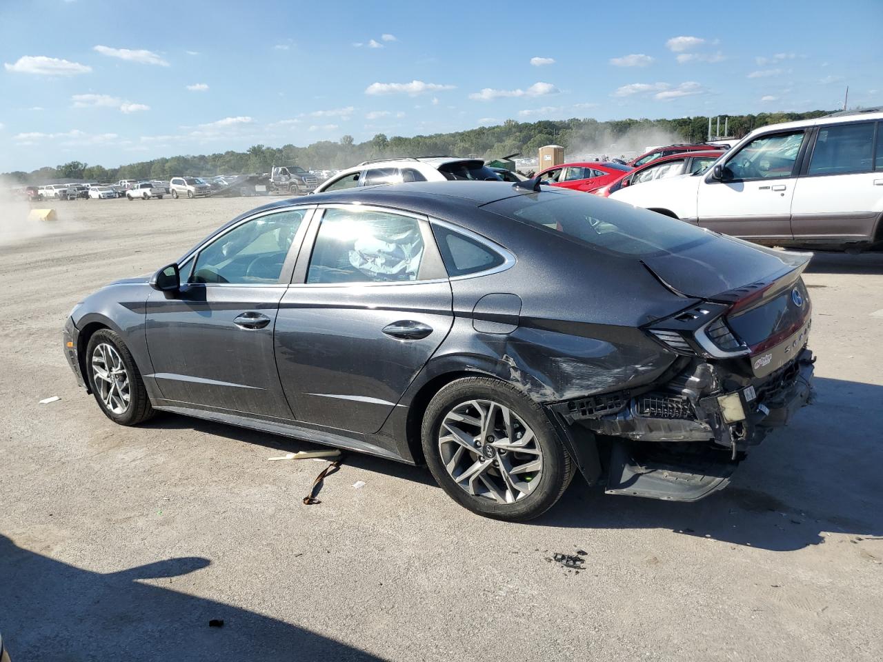 2020 Hyundai Sonata - Image 2
