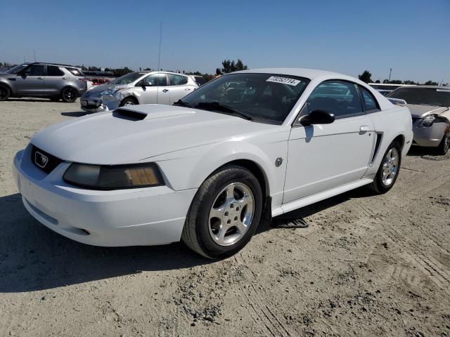 2004 Ford Mustang 