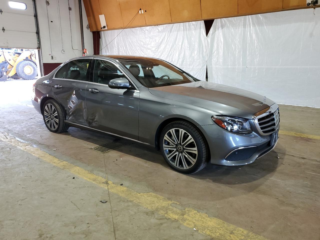 2019 Mercedes-Benz E 450 4Matic VIN: WDDZF6JB0KA490693 Lot: 69710274