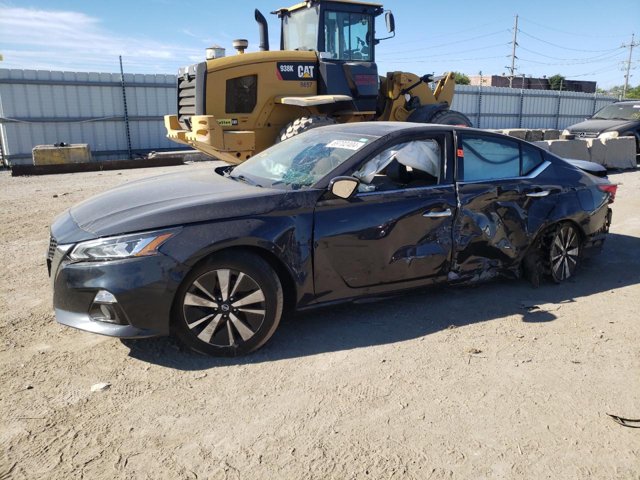 2020 Nissan Altima - Image 1