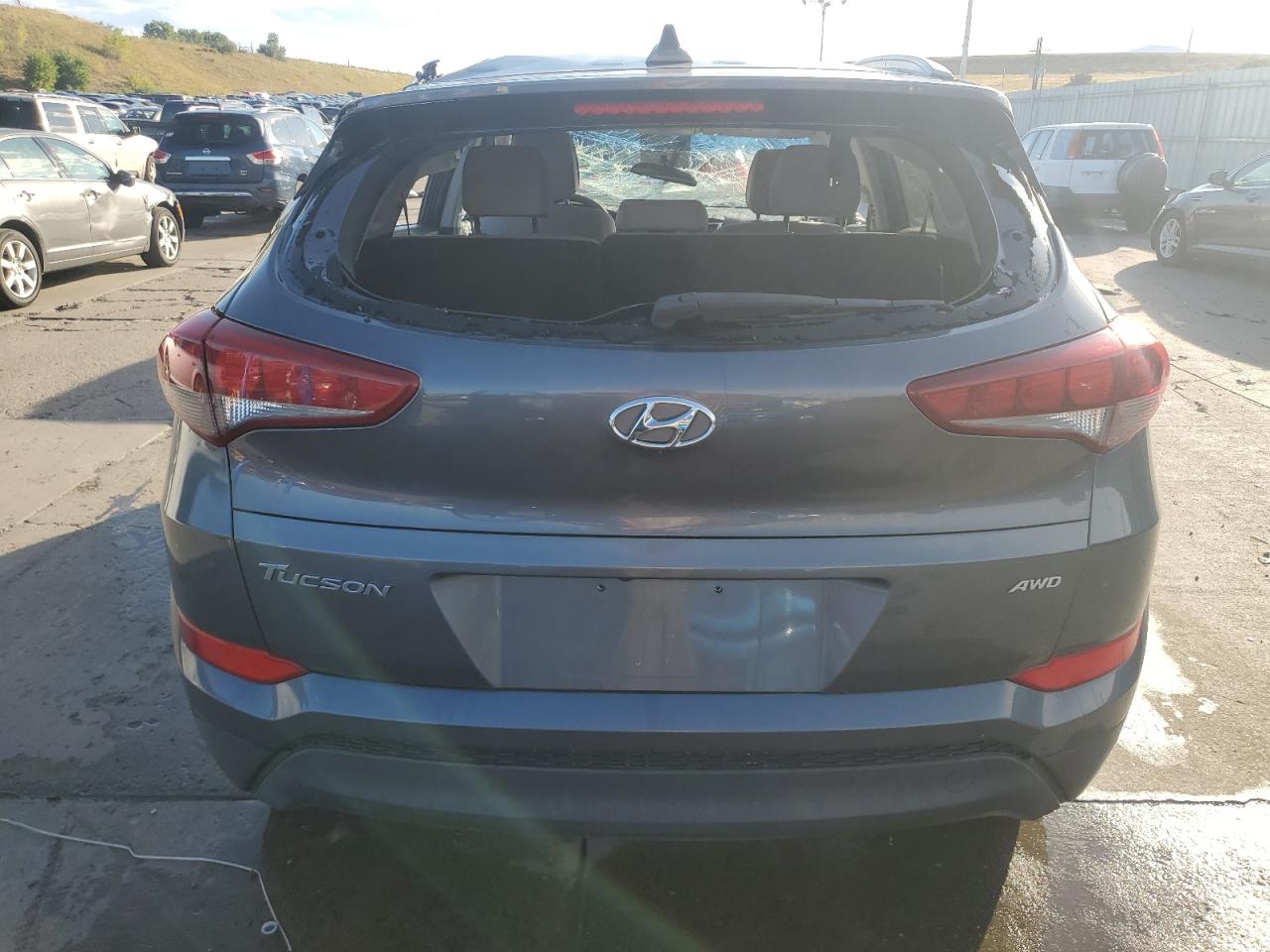 KM8J3CA48JU754977 2018 Hyundai Tucson Sel