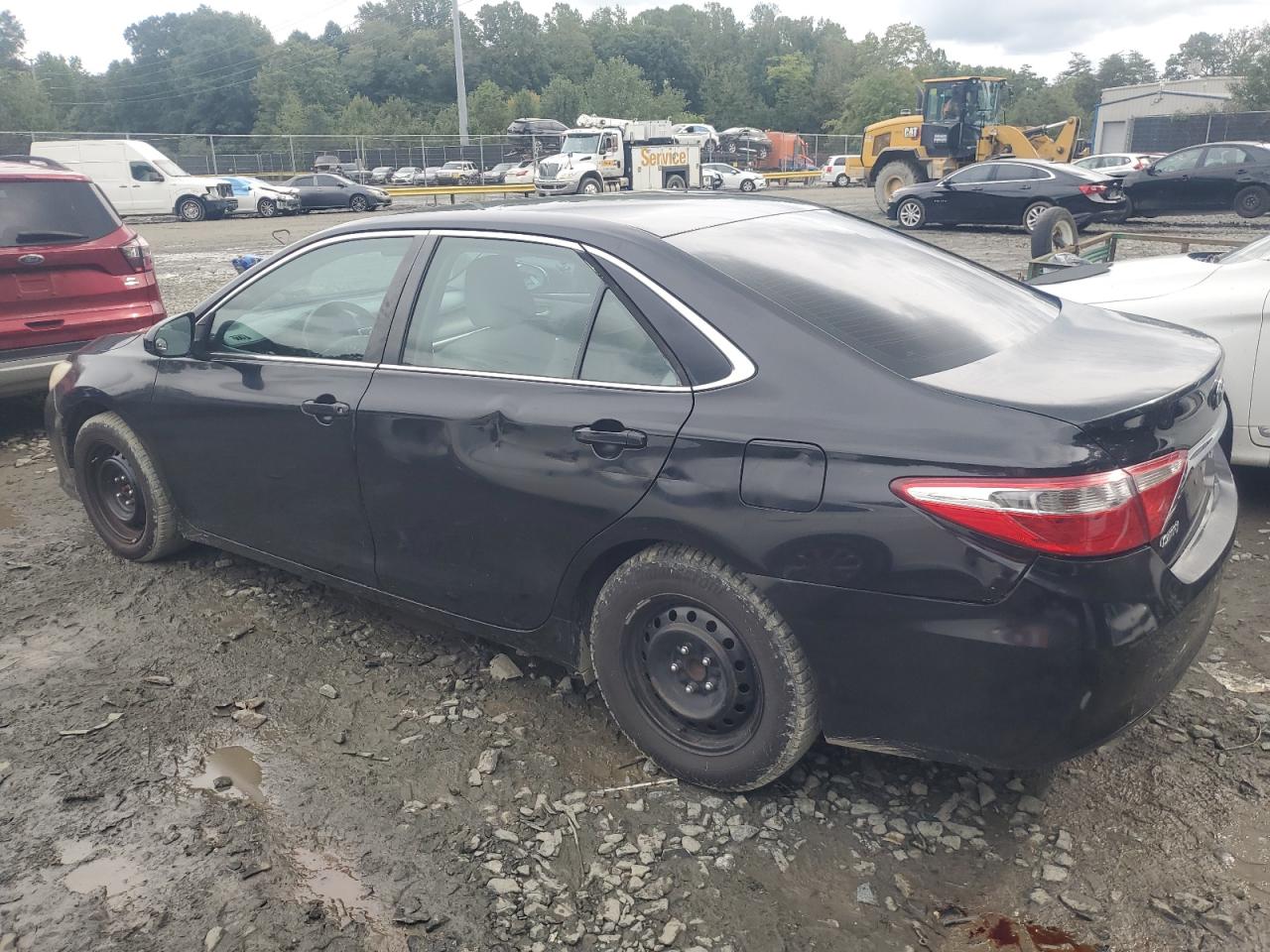 4T4BF1FK8FR476750 2015 TOYOTA CAMRY - Image 2