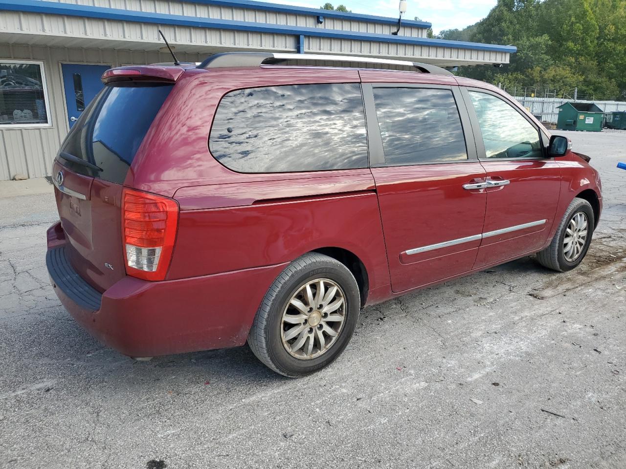 2012 Kia Sedona - Image 3