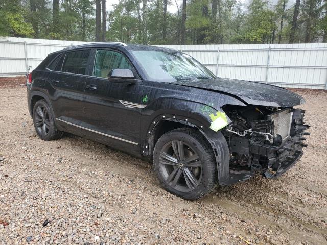 1V21E2CA3LC228873 Volkswagen Atlas CROS 4