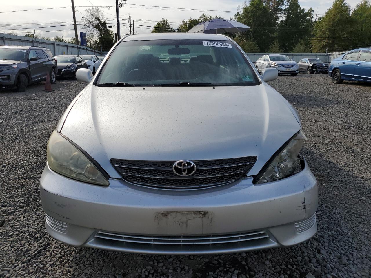 2005 Toyota Camry - Image 5