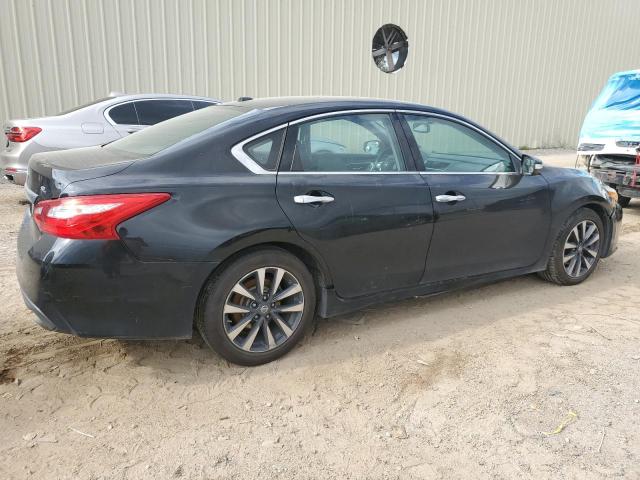  NISSAN ALTIMA 2017 Czarny