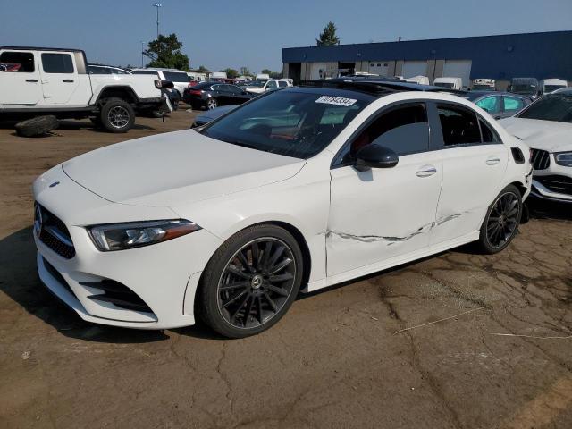 2019 Mercedes-Benz A 220