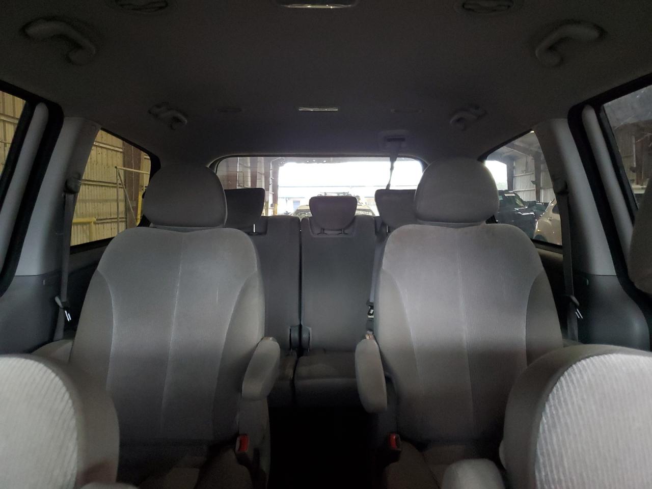 2014 Kia Sedona Lx VIN: KNDMG4C70E6591027 Lot: 70408874